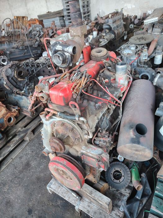 Piese motor tractor international 1455