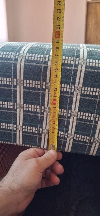 Спалня от естествено масивно дърво