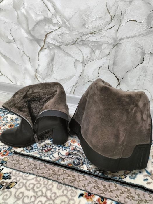 Кожанные сапоги европейка