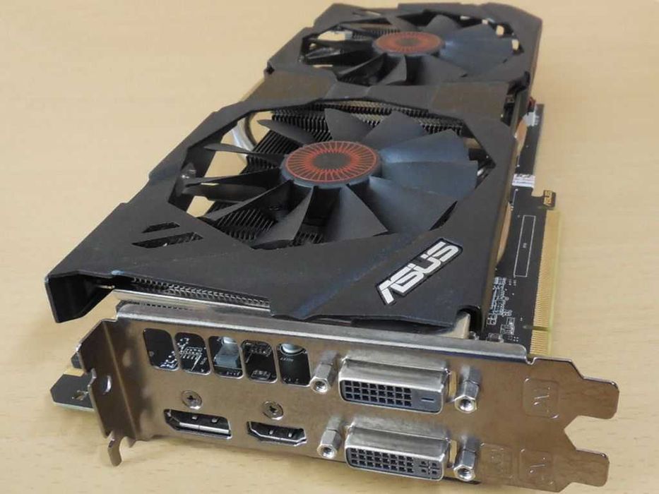 Placa grafica Video Gaming - GAINWARD GTX 970 PHANTOM 4GB DDR5 / ASUS STRIX DC2OC GTX 970 4 GB DDR5