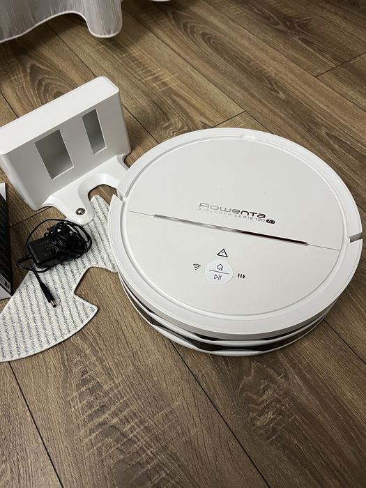 Aspirator robot Rowenta