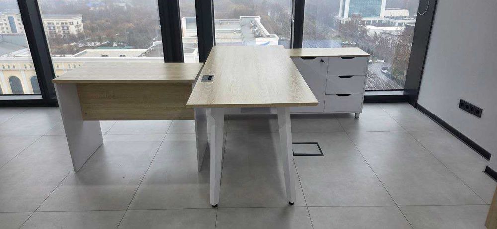 Продается стол для руководителя