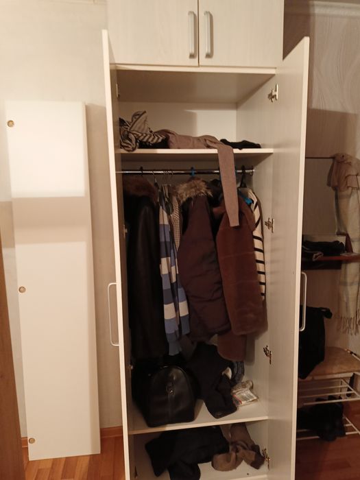 Шкаф плательный с антресолью