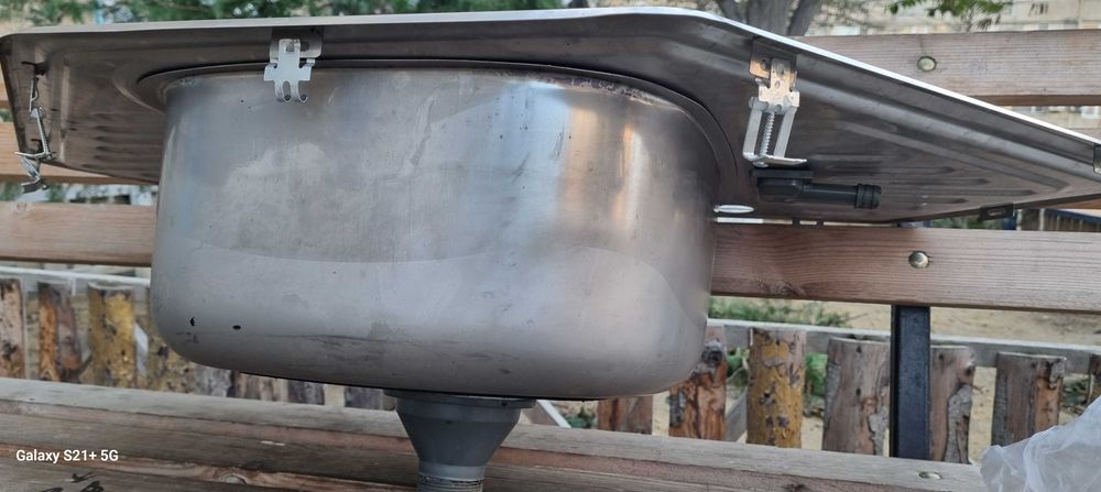 Мойка стальная угловая