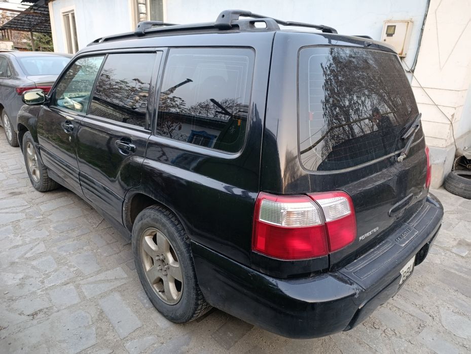 Subaru Forester 2001 года