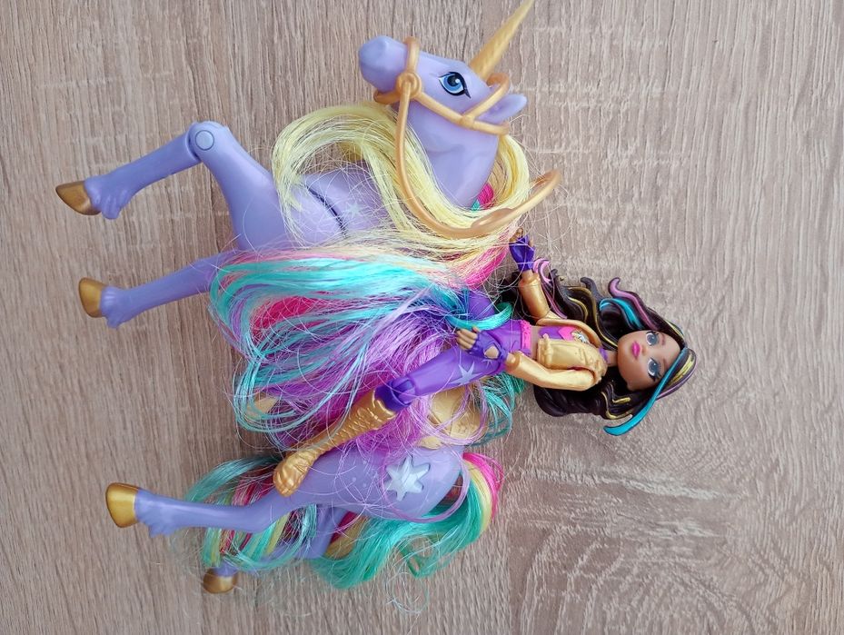 Barbie disney enchantimals  kinder
