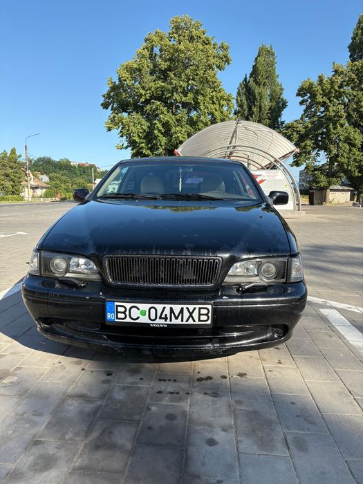 VOLVO C70 2000
