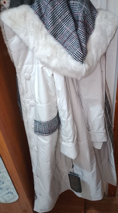 Продается куртка новая