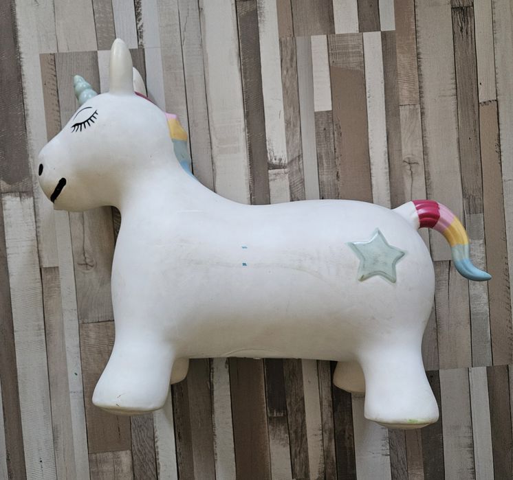 Unicorn de sarit