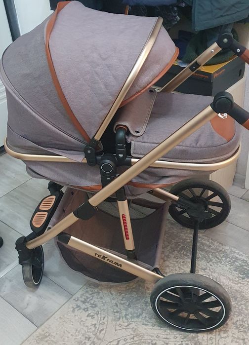Продам коляску teknum