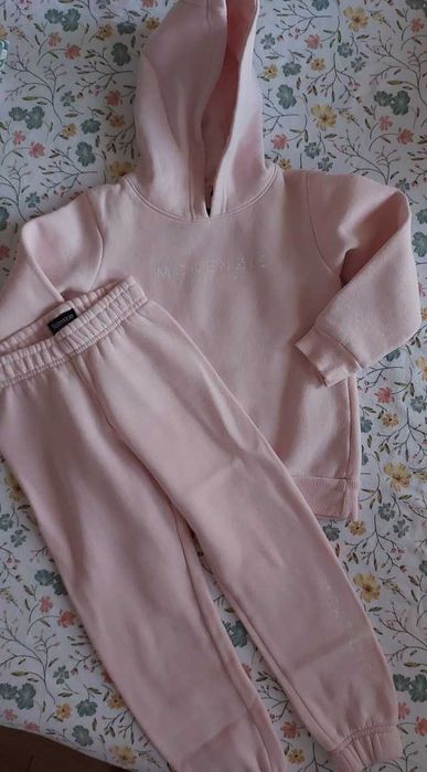 Детски спортен комплект размер 6-7 години