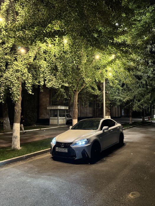 Lexus is300 V6 с блокировкой