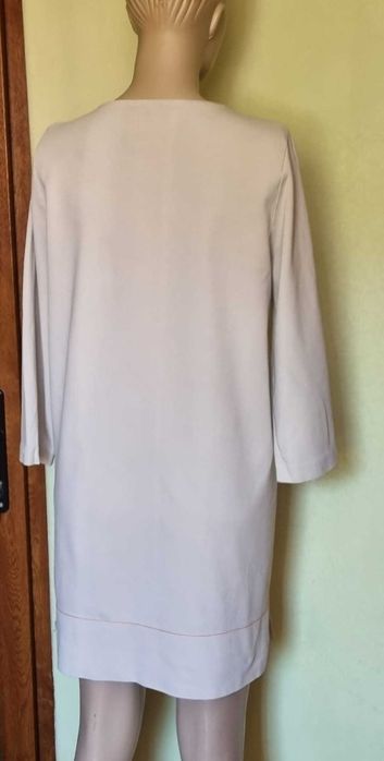 Rochie COS, bej nude, bumbac 96%, elastan 4%, marimea S (potrivit si M)