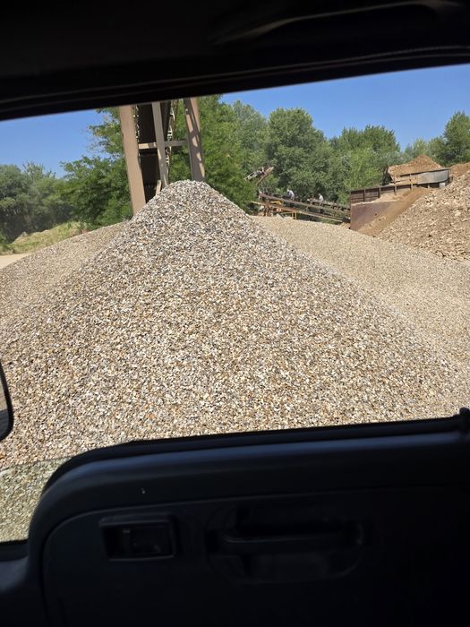 Речен камък, трошен камък,филц,земновлажен бетон, циметова замазка пяс