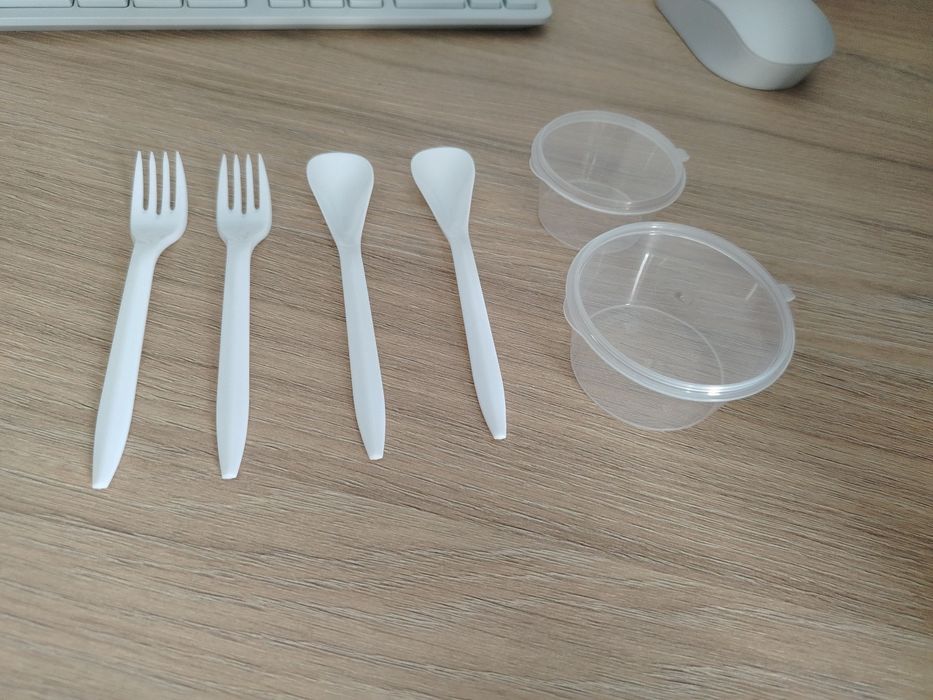 Bir martalik plastik qoshiq va vilka – rangli, mustahkam