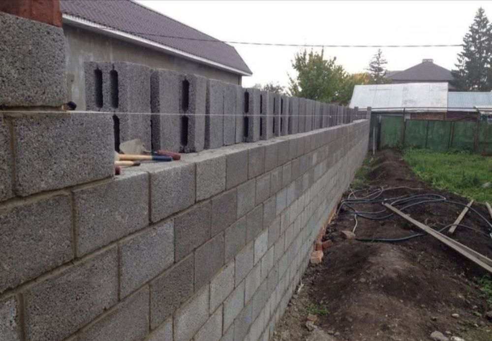 Кладка шлакоблок ,кирпич