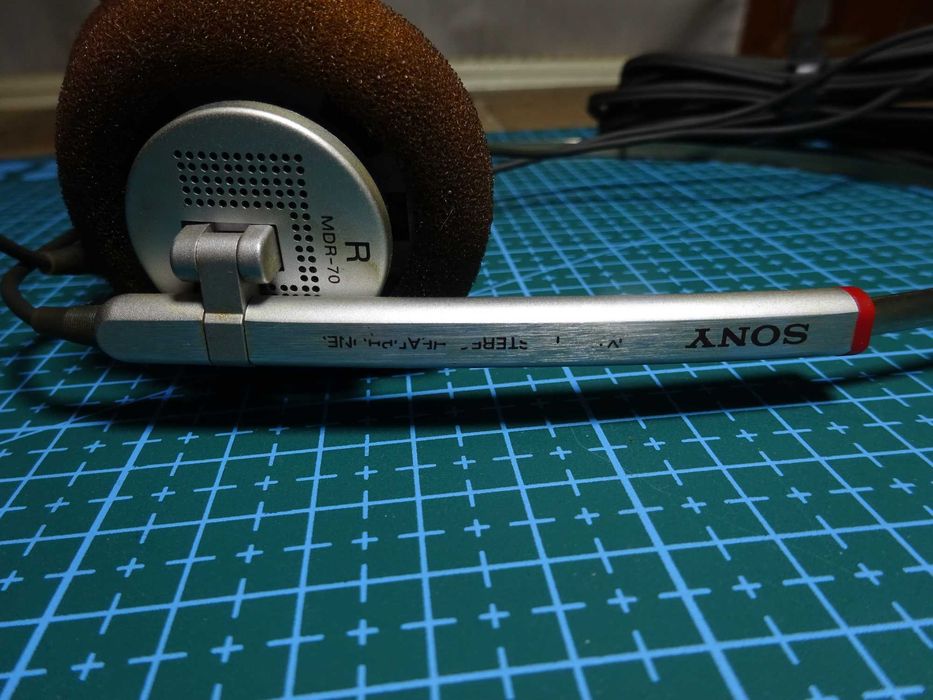 Casti audio walkman vintage Sony MDR-70