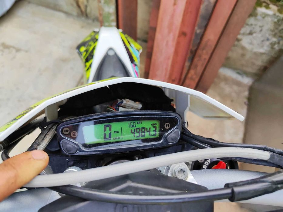 Супер мото  Husqvarna