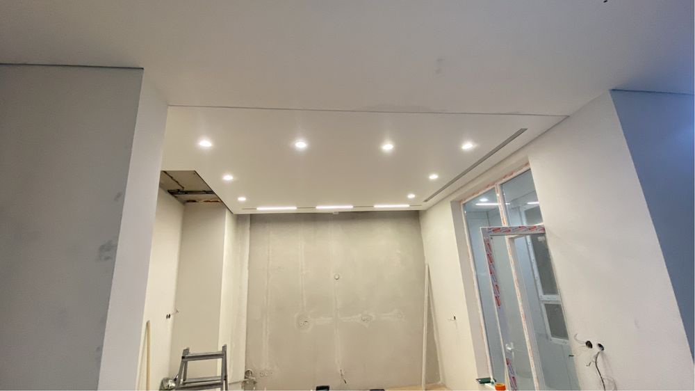 Натяжной потолок