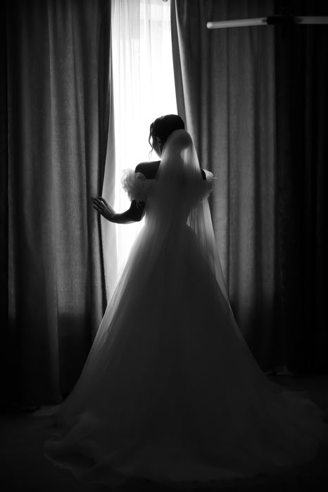 Свадебное платье 2025 года