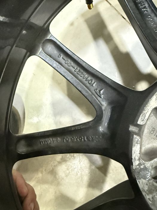 Tesla model 3 диски калпак