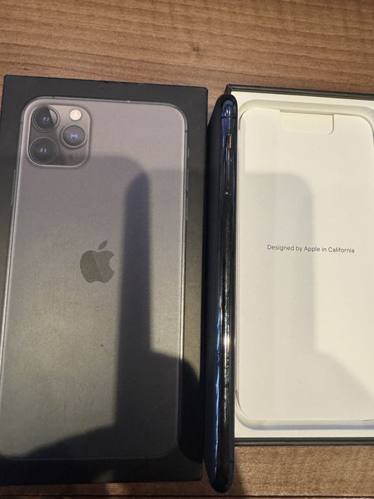 Iphone 11 pro max 64 G