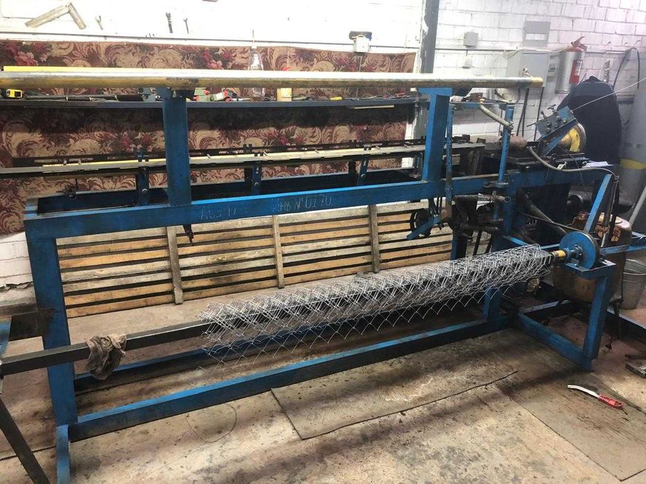 Продам станок автомат для производства сетки рабицы