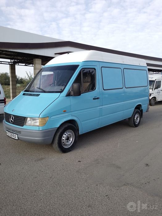 Mersedes-benz sprinter