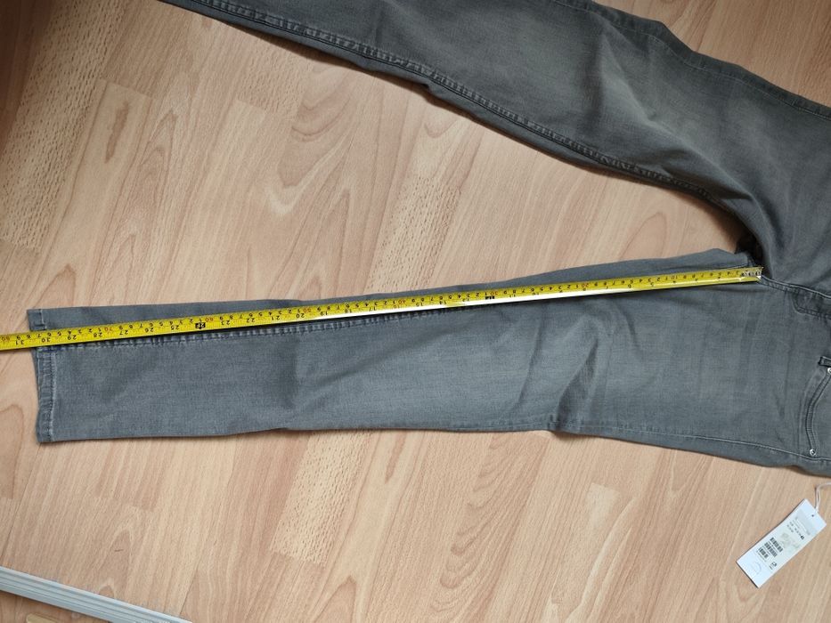 Нови сиви дънки за бременни  H&M, размер М
