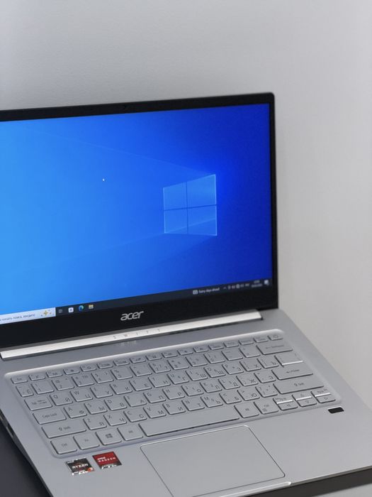 Продам ноутбук acer новой модели