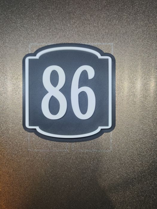 Изработка на персонализирани табелки