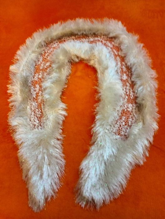 2 saluri de seara( negru și alb)