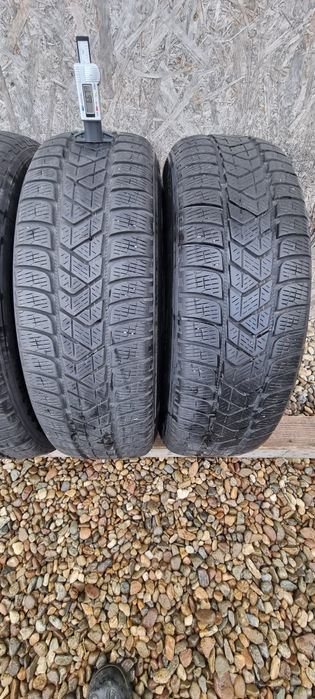 Anvelope Pirelli Scorpion Winter M+S iarnă 215/65 R17 99H