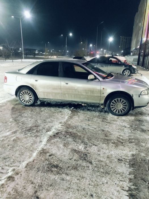 Ауди А4   2.6 1995