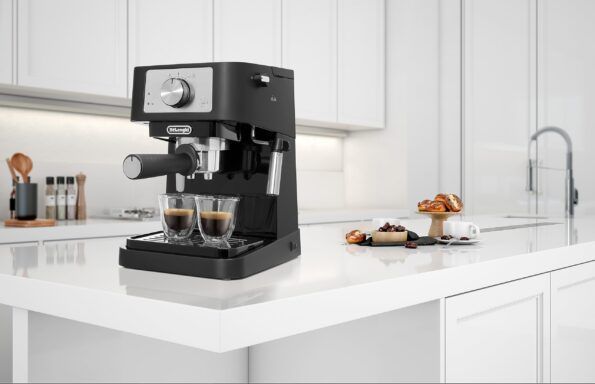 DeLonghi Stilosa EC260.BK Еспресо машина 15 bar
