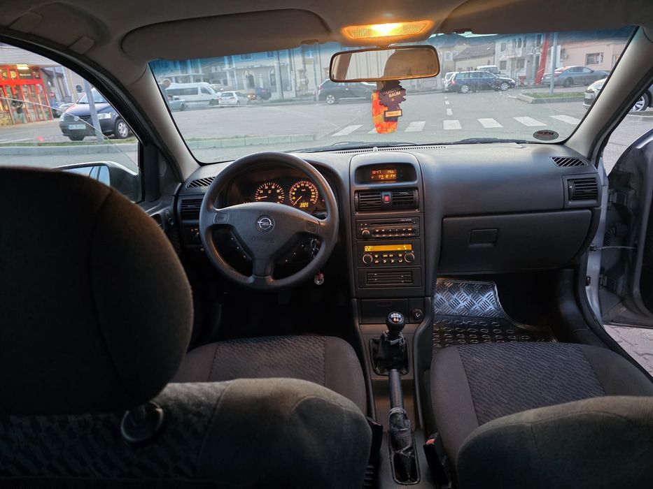 Opel Astra G CC 1.6 2002 benzină