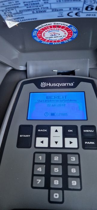 Робот за косене на трева Husqwarna