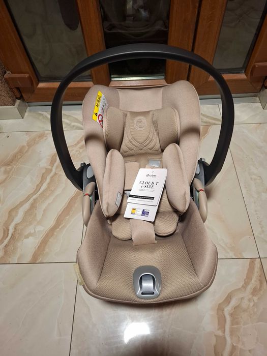 Scoica Cybex Cloud T i-Size Plus, nou nefolosit