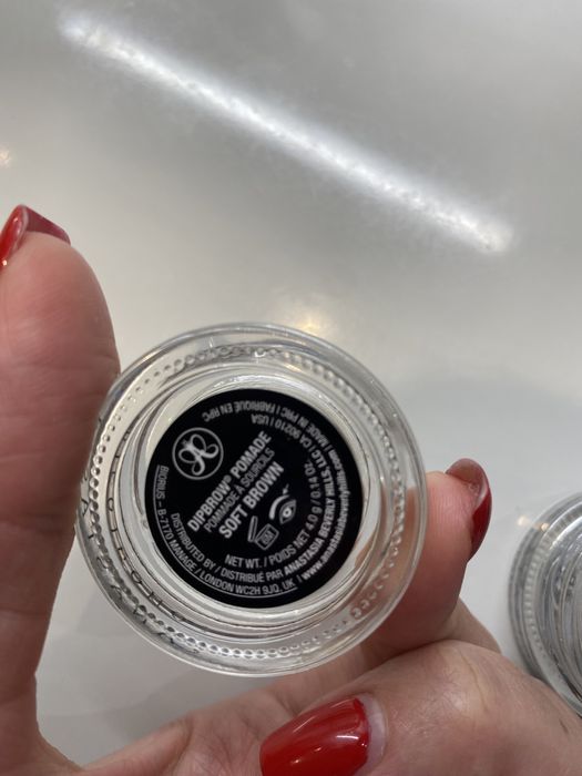 Pomade Anastasia Beverly Hills