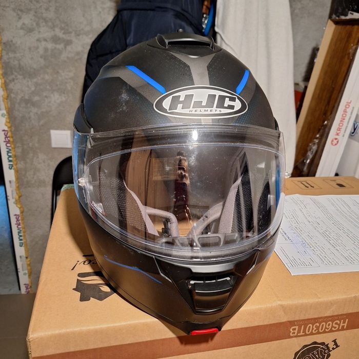 Vand casca si cizme moto
