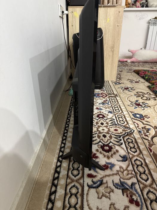 Продам телевизор PHILIPS  110 см