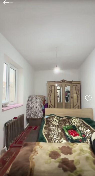 200 kv Hovli joy sotiladi