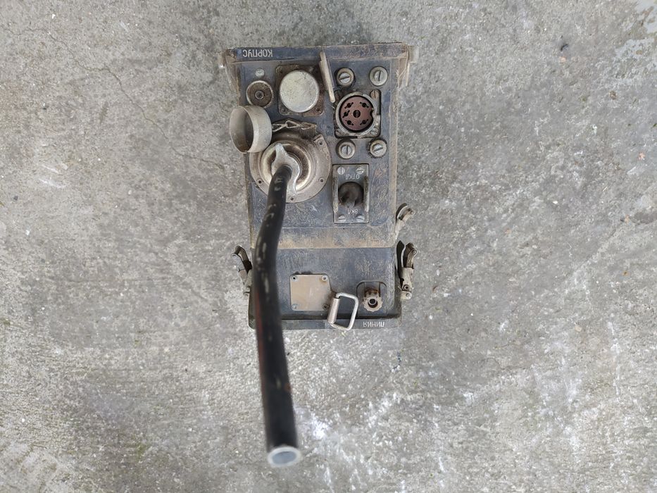 Радиостанции Р-105 М /СССР,Съветска,Руска/ + още части