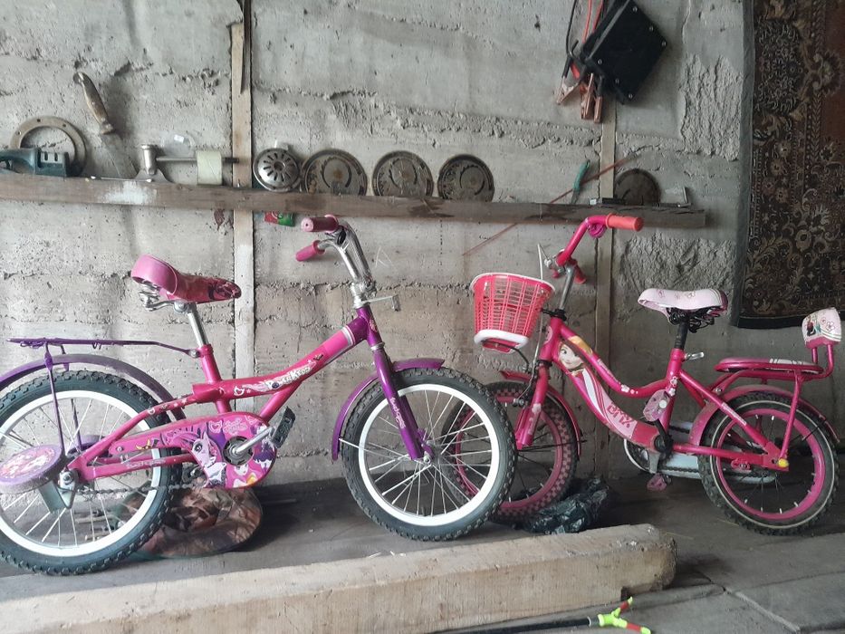 Два велика детских,для девочек