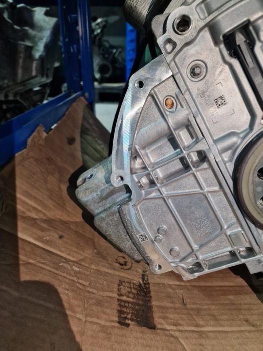 Baie ulei xd bmw g30 g31 g01 g02 b47 b57 g11 g05 g06