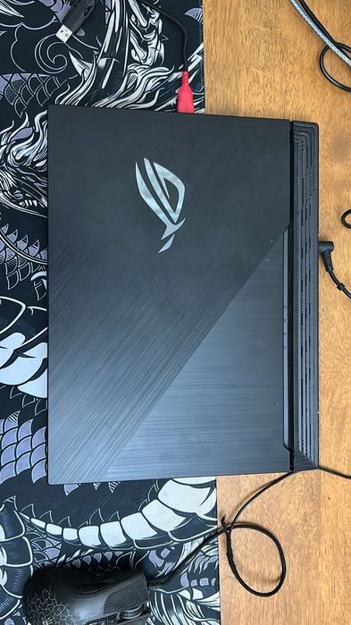 Игравой ноут состояние отлично