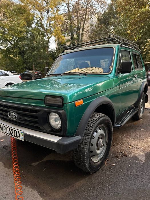 Продаётся нива срочно