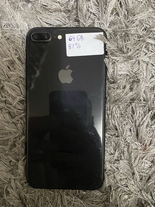 Vand Iphone 8 plus ! Functioneaza bine