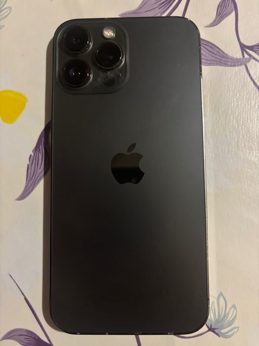 Айфон 13 pro max -256 гб за части заключен за части чудесен корпус