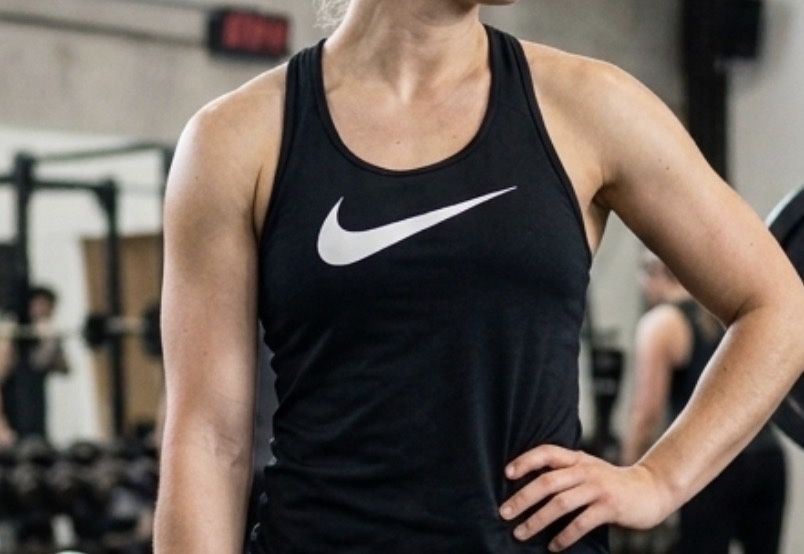 Tricouri sport Nike